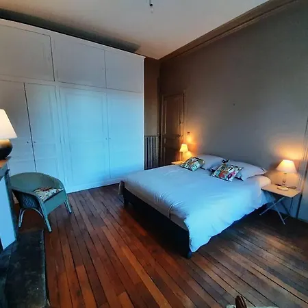 - Grand - Centre Parking Gratuit * 图尔