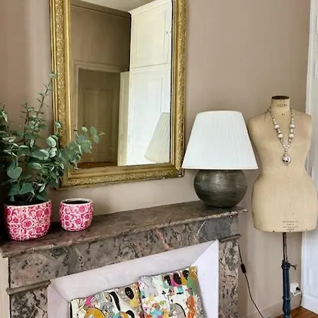 - Grand - Centre Parking Gratuit * Tours